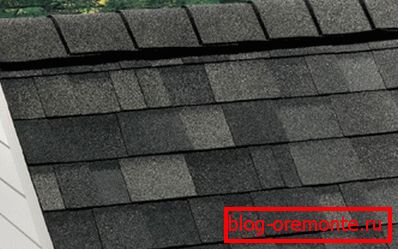 Hřebenová páska pro uspořádání bruslí na měkké dlaždici