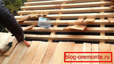 Proces vytváření střechy šindle