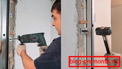 Děrování děr s úderem