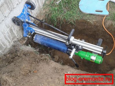 Diamantové vrtání otvorů v betonu pro oční linky Diamantové vrtání otvorů v betonu pro oční linky