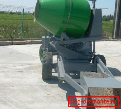 Автобетоноmixér мини с самозагрузкой Автобетоноmixér мини с самозагрузкой