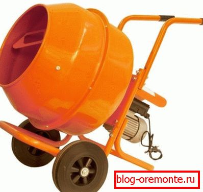 Betonový mixér usnadňuje práci Betonový mixér usnadňuje práci
