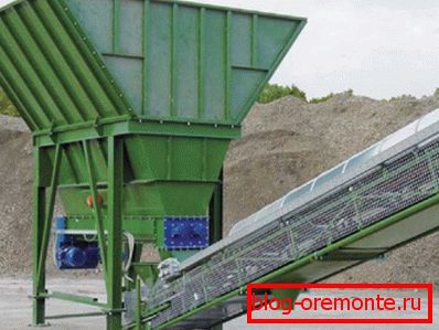 Míchačka betonuная установка с конвейерной подачей Míchačka betonuная установка с конвейерной подачей
