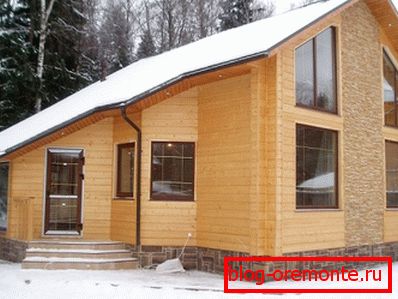 Barový dům: přírodní a spolehlivý materiál Barový dům: přírodní a spolehlivý materiál