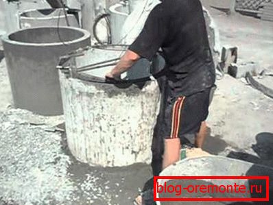 Prokázal nalévání betonu do formy. Prokázal nalévání betonu do formy.