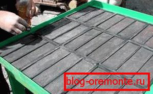 Pro tento materiál lze použít různé tvary. Pro tento materiál lze použít různé tvary.