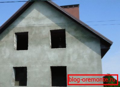 V oblastech, kde klima není tak hrozné, je možná omítka. V oblastech, kde klima není tak hrozné, je možná omítka.