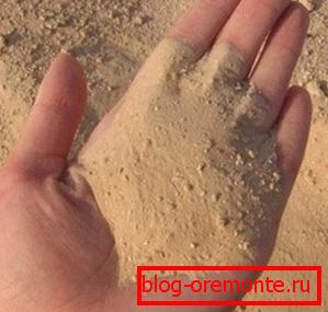 Použijte pouze prosévaný a vypraný písek. Použijte pouze prosévaný a vypraný písek.