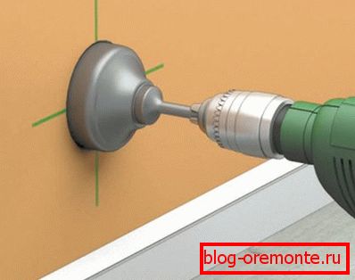 Korunka umožňuje vytvořit dokonalý otvor v betonu s požadovaným průměrem Korunka umožňuje vytvořit dokonalý otvor v betonu s požadovaným průměrem