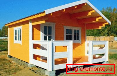 Světlý a světlý dům - ideální pro zahradu Světlý a světlý dům - ideální pro zahradu