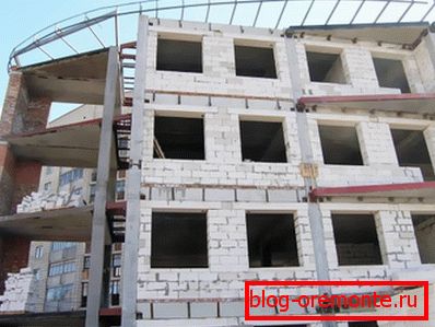 Výškový blok buněčných bloků Výškový blok buněčných bloků
