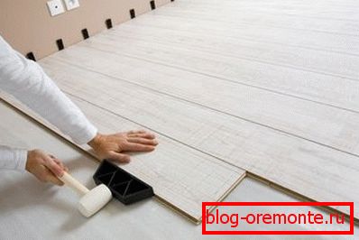 Montáž laminátu na betonovou podlahu ve vlastním domě Montáž laminátu na betonovou podlahu ve vlastním domě