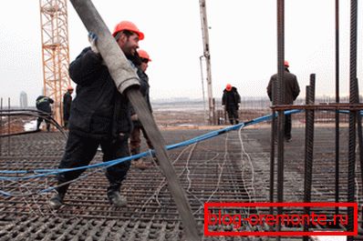 V foto - práci s betonem v chladné sezóně V foto - práci s betonem v chladné sezóně