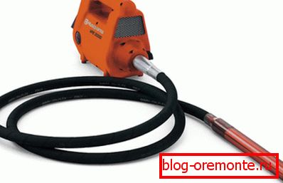 Na snímku je model moderního hlubokého vibrátoru Na snímku je model moderního hlubokého vibrátoru