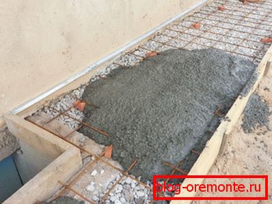 Na fotografii je znázorněna budoucí vracení betonu.