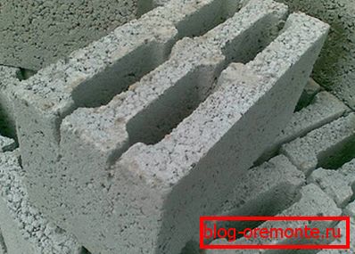 Na obrázku je struktura hrubozrnného materiálu. Na obrázku je struktura hrubozrnného materiálu.