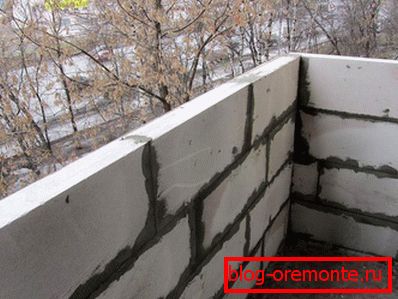 Nový parapet pěnových bloků