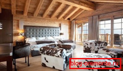 Vezměte prosím na vědomí, že design, i když moderní, se snaží vydržet přirozené barvy a vhodné materiály. Vezměte prosím na vědomí, že design, i když moderní, se snaží vydržet přirozené barvy a vhodné materiály.