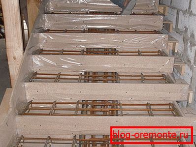 Bednění pro betonové schody Bednění pro betonové schody