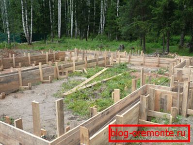 Bednění na staveništi Bednění na staveništi