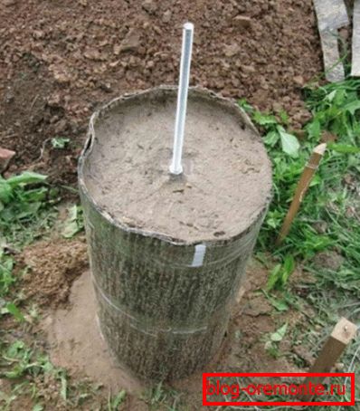 Bednění lze vyměnit za válcovaný krytý materiál Bednění lze vyměnit za válcovaný krytý materiál