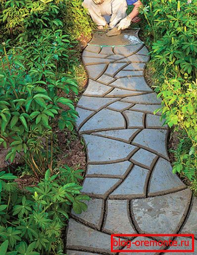 Původní betonářská zahradní cesta Původní betonářská zahradní cesta
