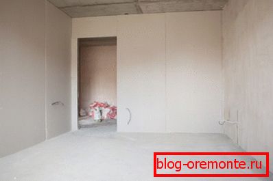 Dokončení s drywall umožňuje získat téměř dokonale hladké stěny Dokončení s drywall umožňuje získat téměř dokonale hladké stěny