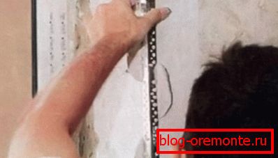 Instalace malířských rohů Dokončení svahů předních dveří to udělejte sami