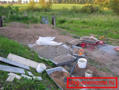 Před prací připravte všechny přísady. Před prací připravte všechny přísady.