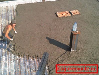 DIY Rozšířené stropy překrývají - odlévání desky DIY Rozšířené stropy překrývají - odlévání desky