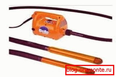 Ponorný elektrický vibrátor. Ponorný elektrický vibrátor.
