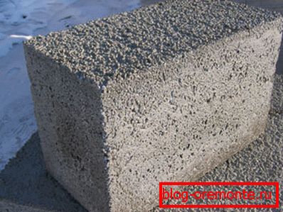 Porézní materiály s dostatečnou hustotou mohou působit jako nosné konstrukce. Porézní materiály s dostatečnou hustotou mohou působit jako nosné konstrukce.