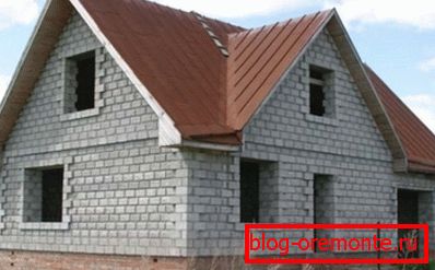 Po zpevnění stěn jsou nutně potaženy. Po zpevnění stěn jsou nutně potaženy.