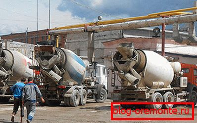 Chcete-li získat kvalitní beton příslušné značky nebo třídy, měli byste si jej objednat ve výrobě Chcete-li získat kvalitní beton příslušné značky nebo třídy, měli byste si jej objednat ve výrobě