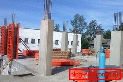 Pracovní švy budou umístěny ve spodní části nosných nosníků.