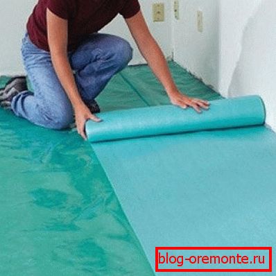 Rozložte roli polymerního substrátu Rozložte roli polymerního substrátu