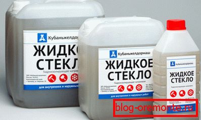 Roztok křemičitanu sodného. Roztok křemičitanu sodného.