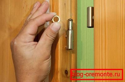 opravy kovových vchodových dveří