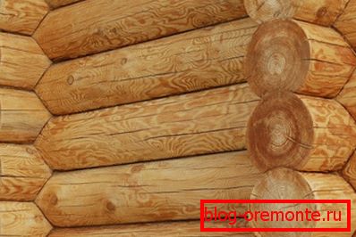 Stěny zrubového domu jsou odolné vůči nepříznivým přírodním vlivům Stěny zrubového domu jsou odolné vůči nepříznivým přírodním vlivům