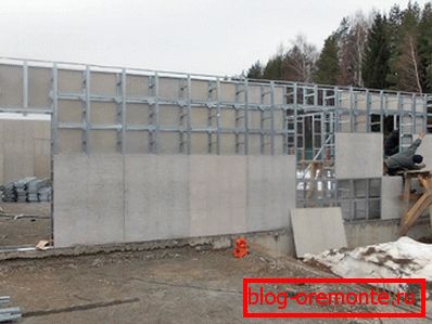 Stavba domu z pěnového betonu Stavba domu z pěnového betonu