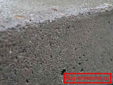 Struktura povrchu betonového kamene značky M250. Struktura povrchu betonového kamene značky M250.