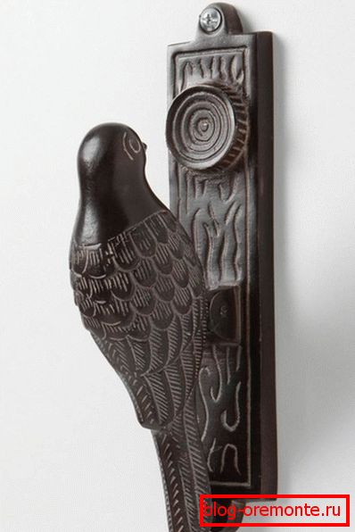 Porušený originální design Porušený originální design