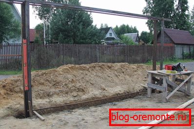 Instalace brány šroubové základy pro posuvné brány